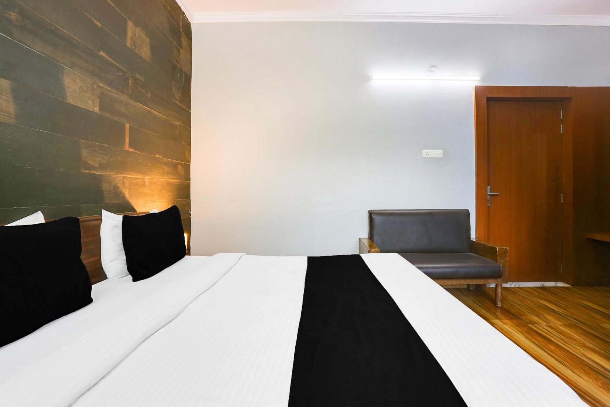 Super Collection O Bhiwadi Hotel Exterior photo